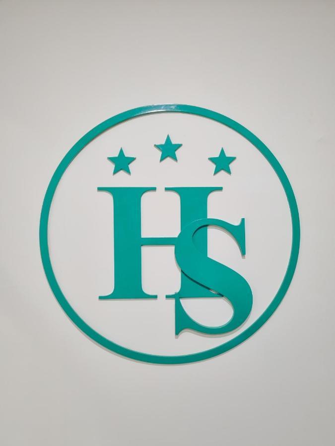 Hostal Solari Trujillo Ngoại thất bức ảnh