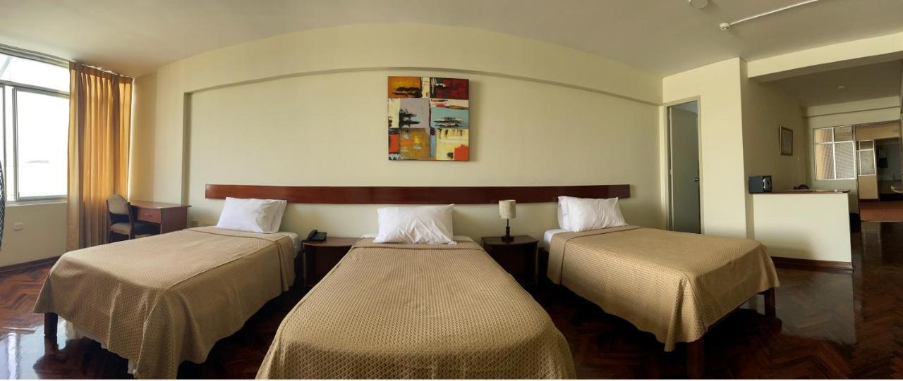 Hostal Solari Trujillo Ngoại thất bức ảnh